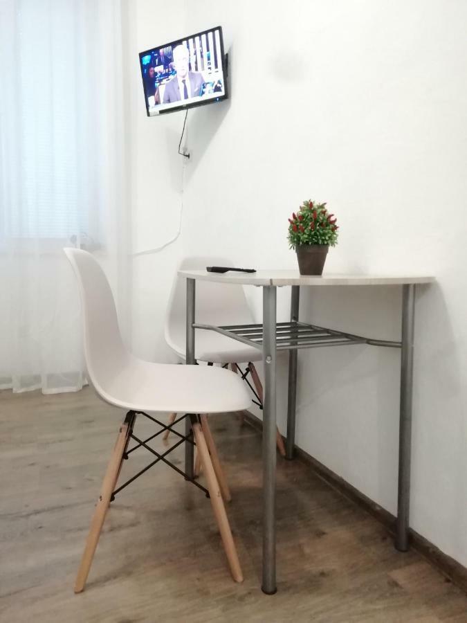 Apartment On Lychakivska 161 利沃夫 外观 照片